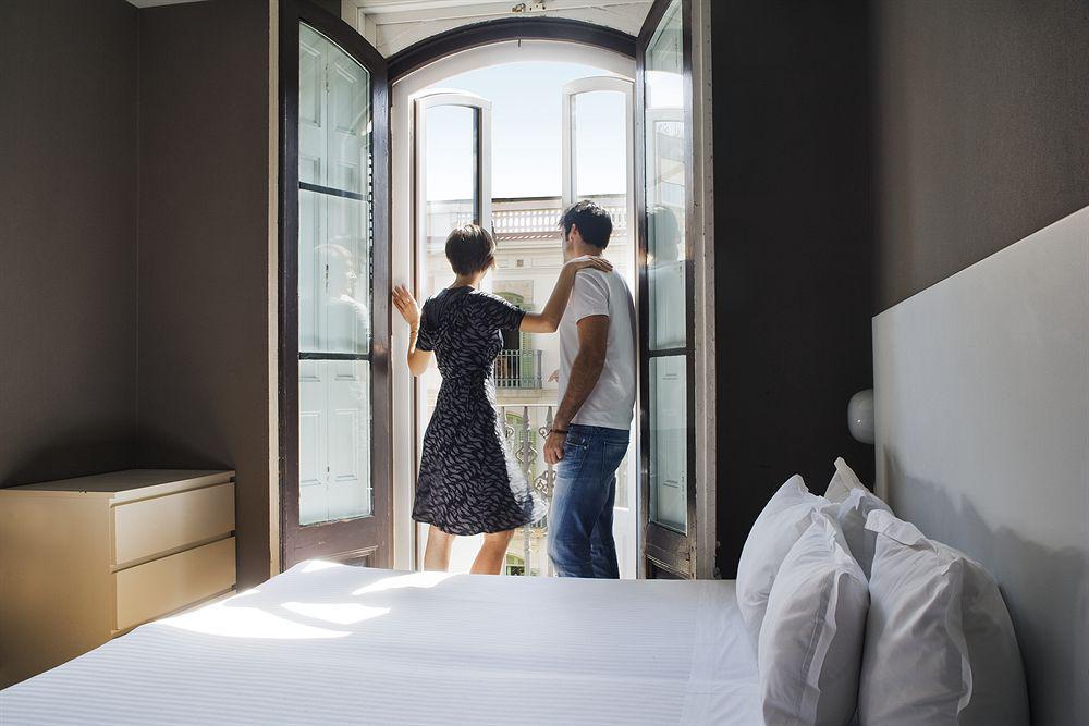 Praktik Garden Hotel Barcelona Bagian luar foto